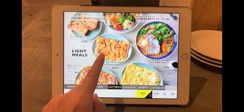 専用タブレットのタッチ操作